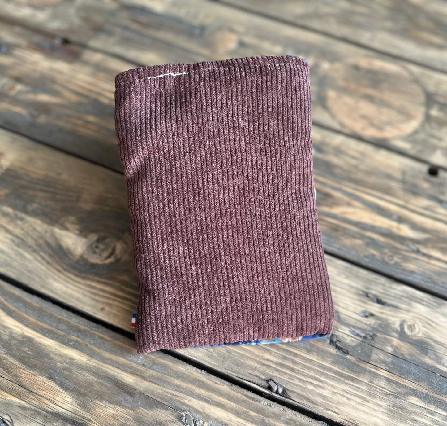 Pochette livre et liseuse Yellowstone night