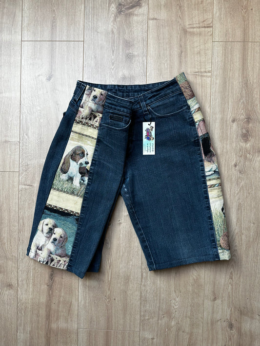 Bermuda jean upcyclé pièce unique – custom jacquard chiens vintage – taille 36/38/40