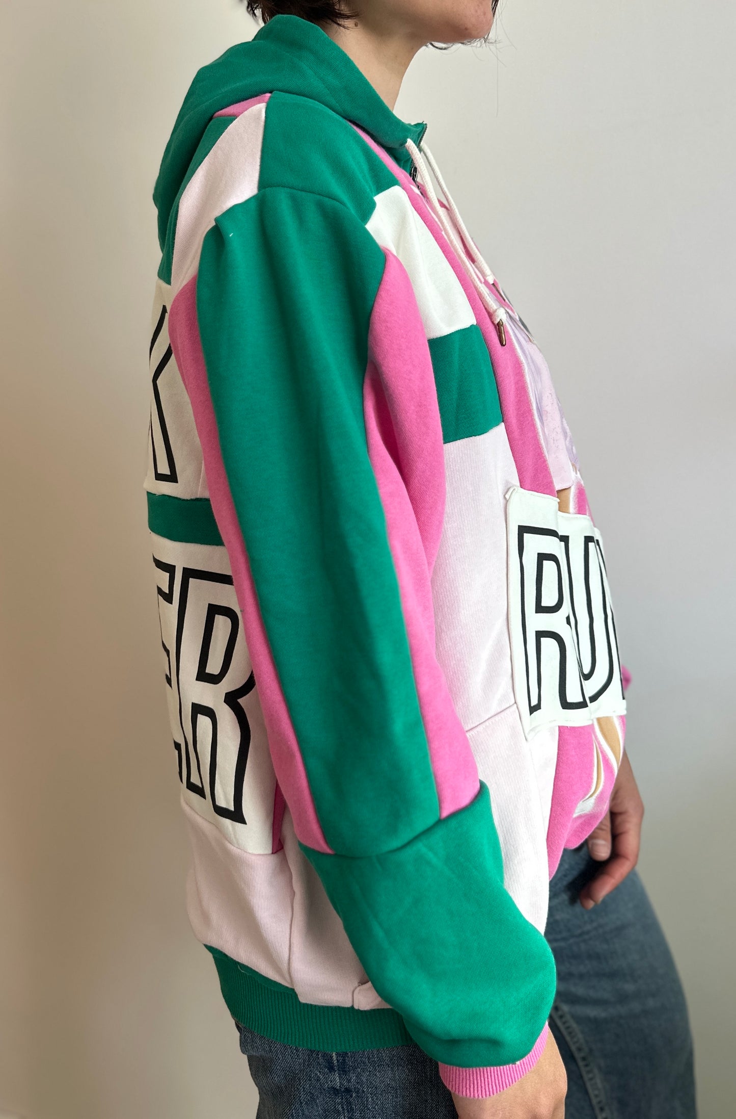 Sweatchwork « Barbie Break Gender Rules »