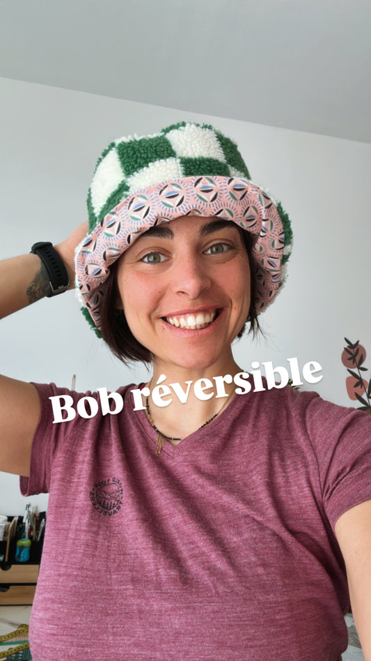 Bob réversible carreaux