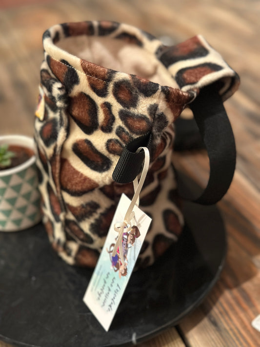 Sac à Magnesie avec poche fait main - Girafe